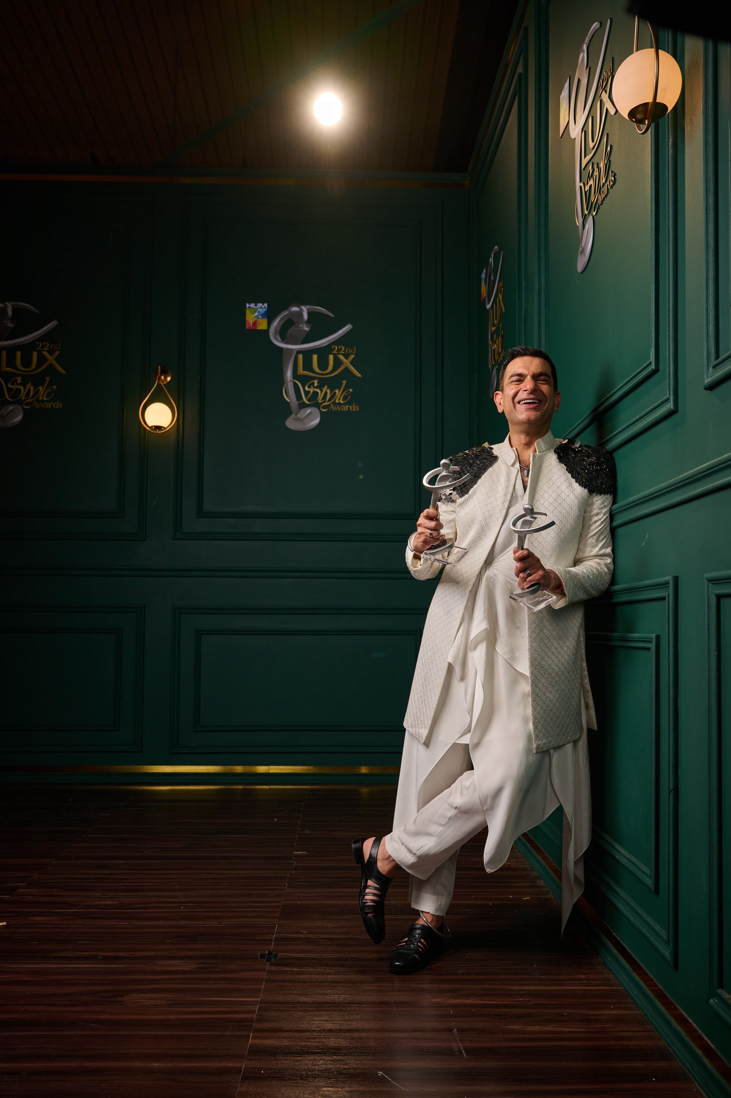 White Men's Traditional Suit Set